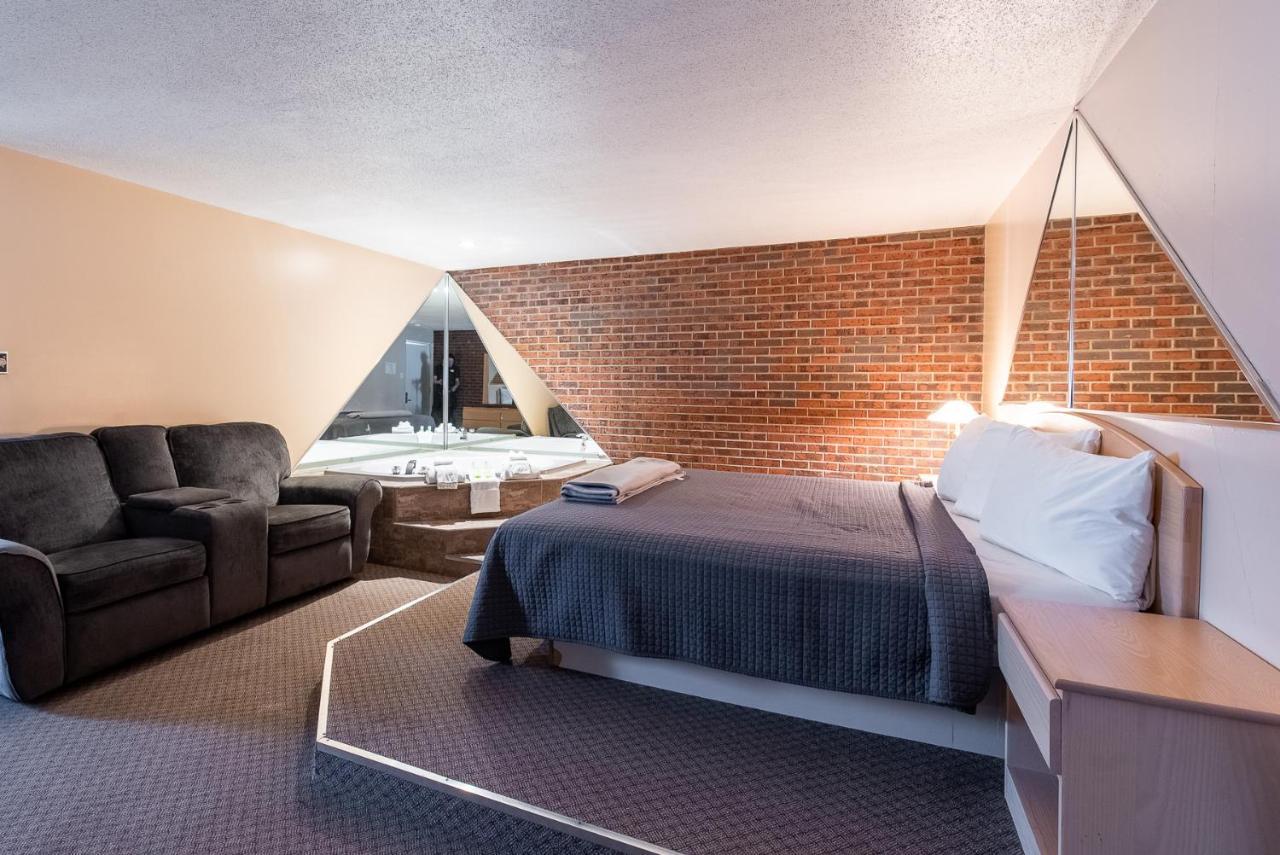 Auberge L'Etape Mont-Laurier Zewnętrze zdjęcie