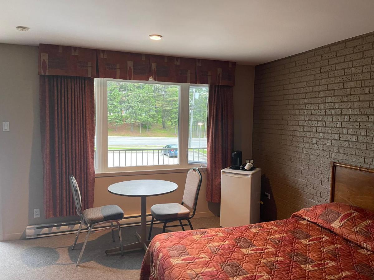 Auberge L'Etape Mont-Laurier Pokój zdjęcie